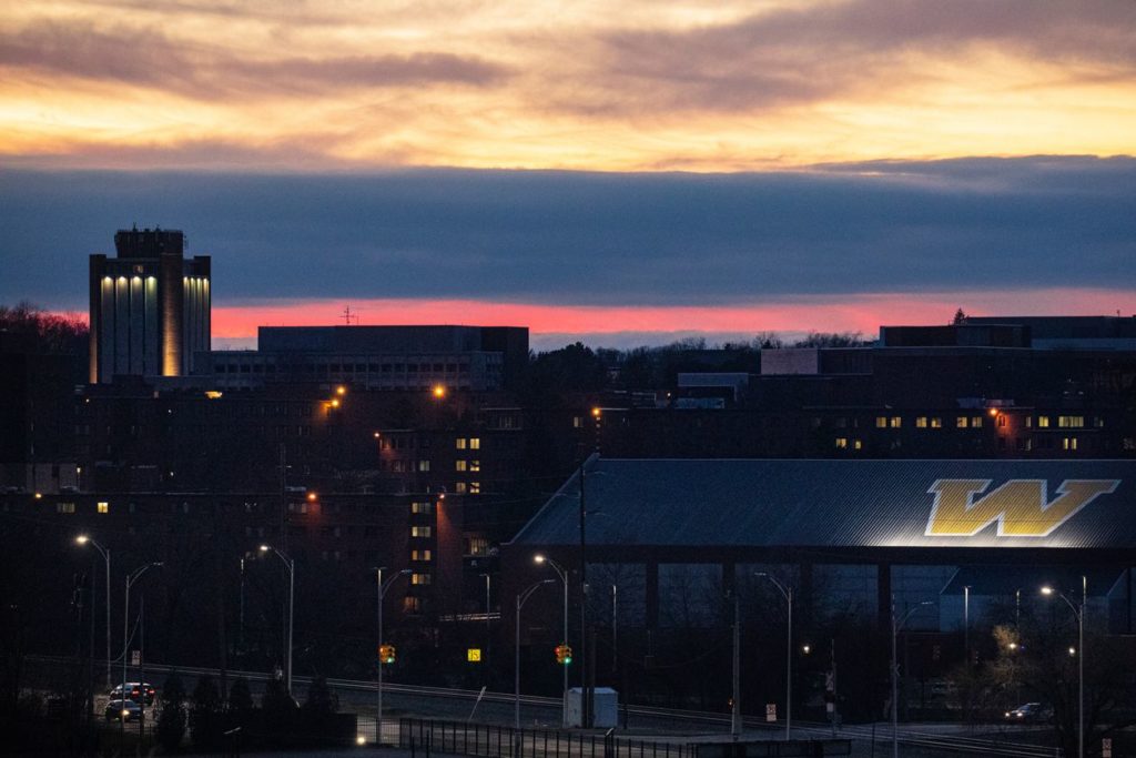 أكبر تبرع على الاطلاق لجامعة حكومية من مجموعة خريجين وبإسم فاعل خير بمبلغ ٥٥٠ مليون دولارا لجامعة غرب ميتشجن الامريكية